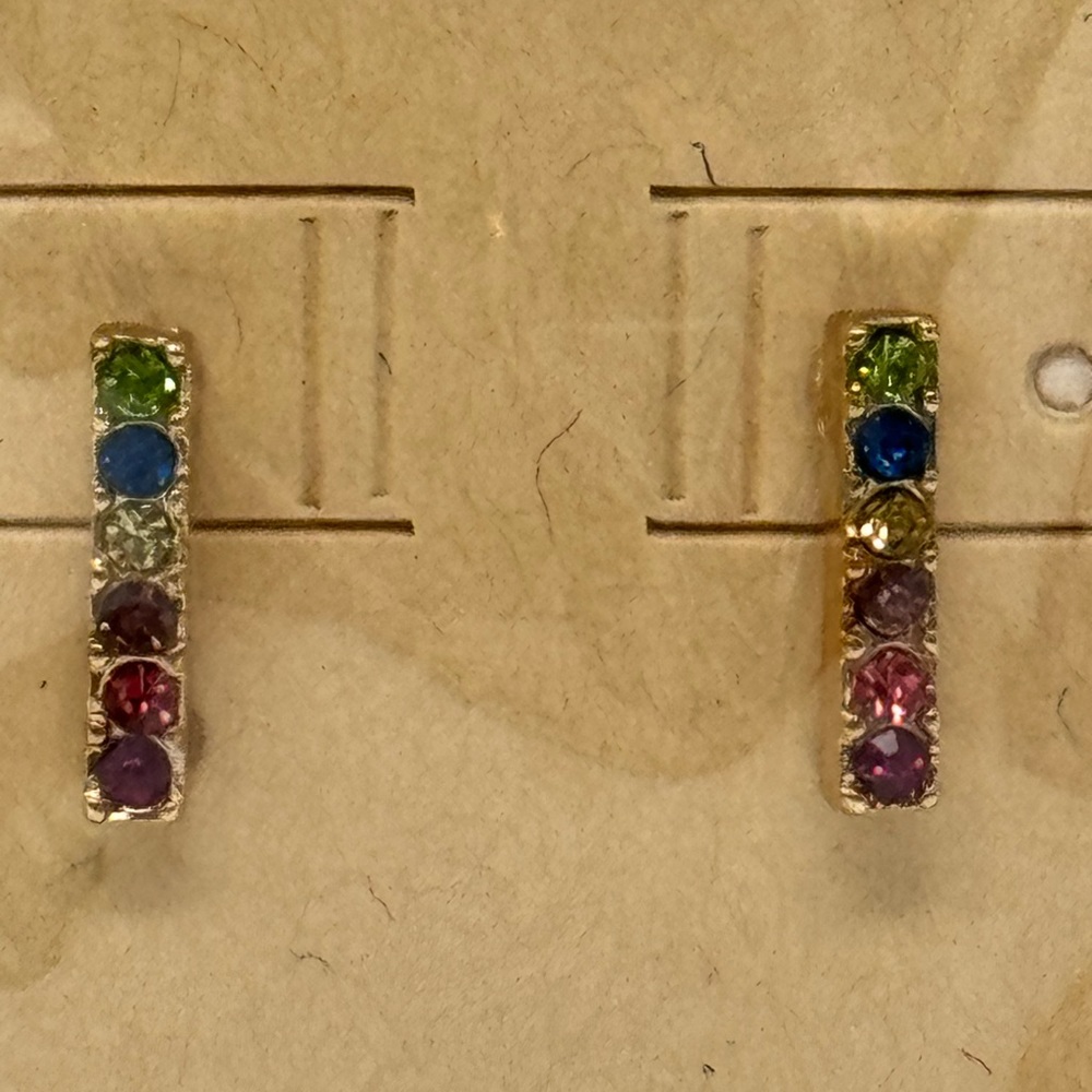 Dew Drops Multicolor Rhinestone Bar, Set in Gold Tone Post Earrings - Picture 4 of 6